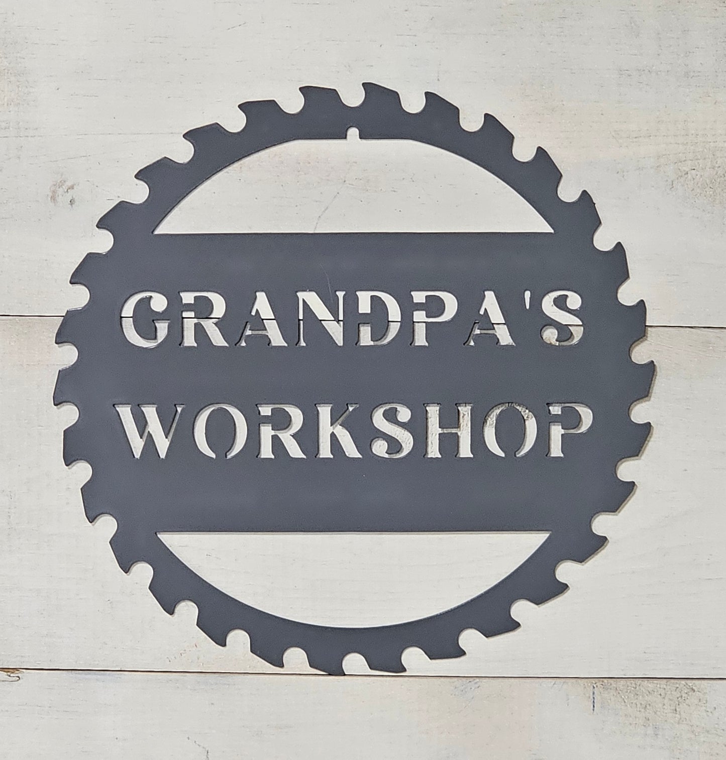 Saw Blade Workshop Sign – 12"Custom Name Metal Sign for Woodworkers & DIYers