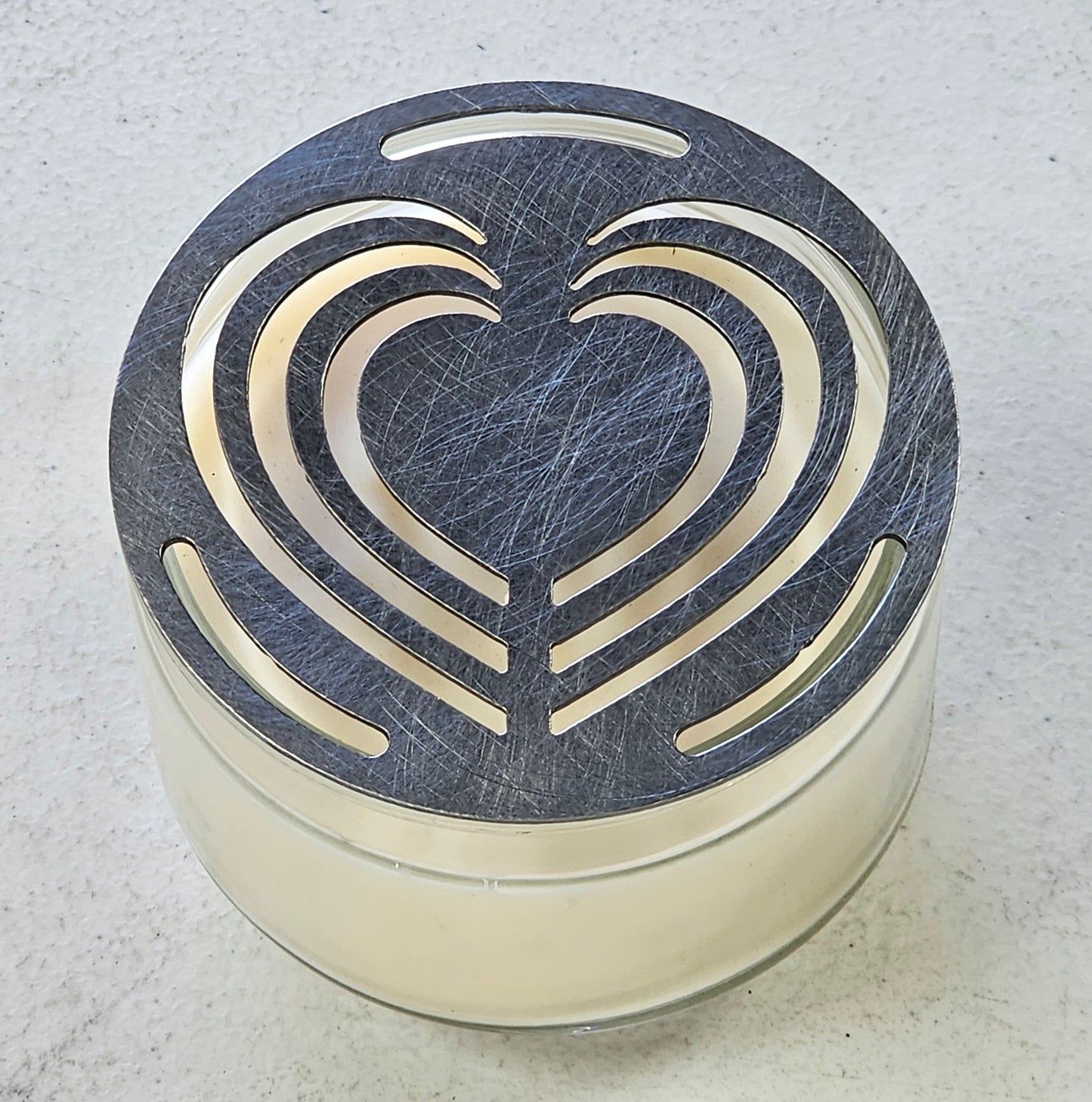 Romantic heart candle accessory for large jar candles