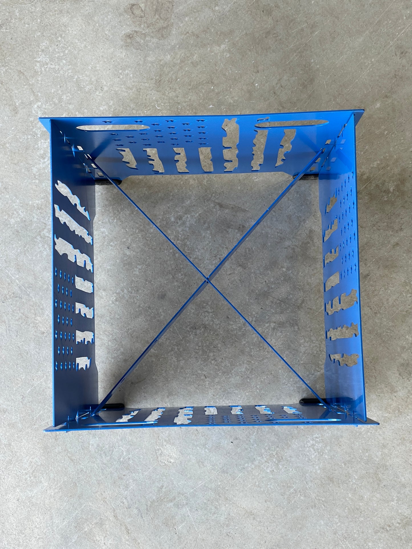 Blue Flag Metal Plant Stand | Collapsable