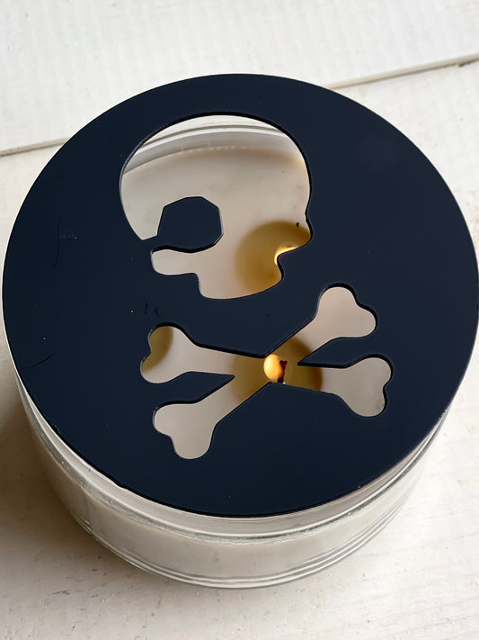 Skull and Crossbones Metal Candle Topper - black - 4"