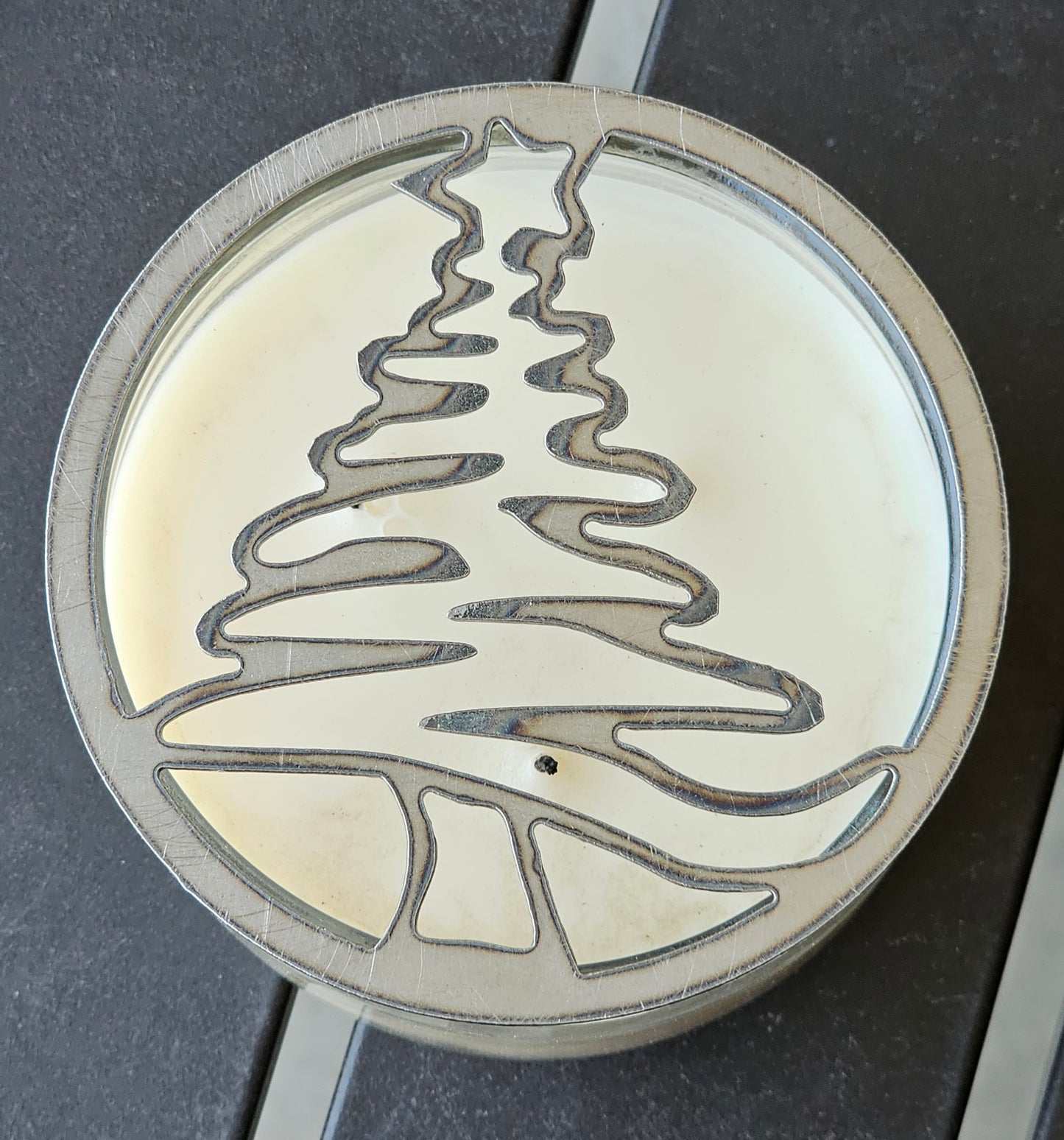 Decorative Christmas tree candle lid