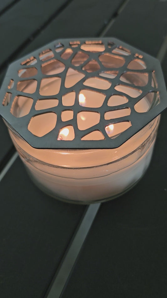 Eightfold Candle Topper – Eight-Sided Candle Cover for Even Burns & Tunnel Prevention