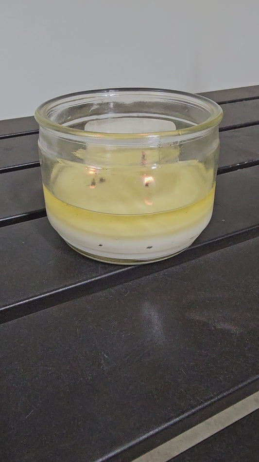 metal candle lid for extinguishing flame